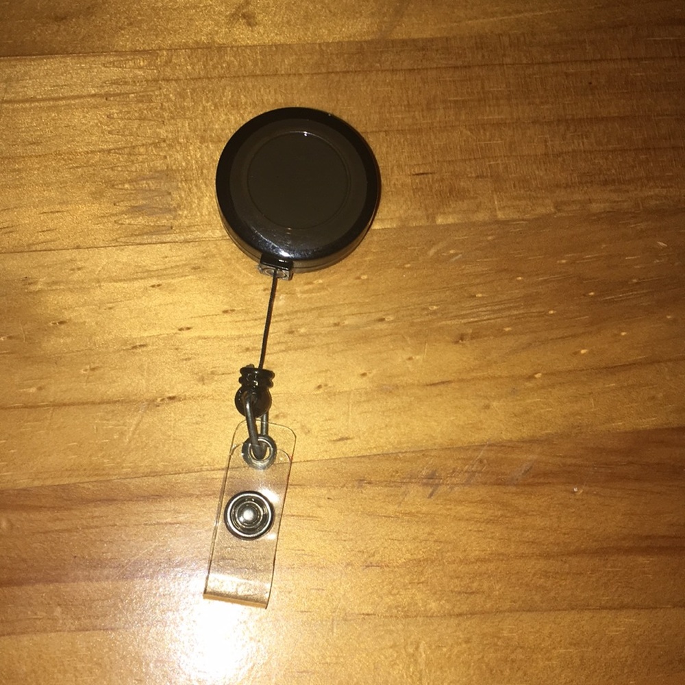 Heavy Duty Retractable Badge Holder / Reel New